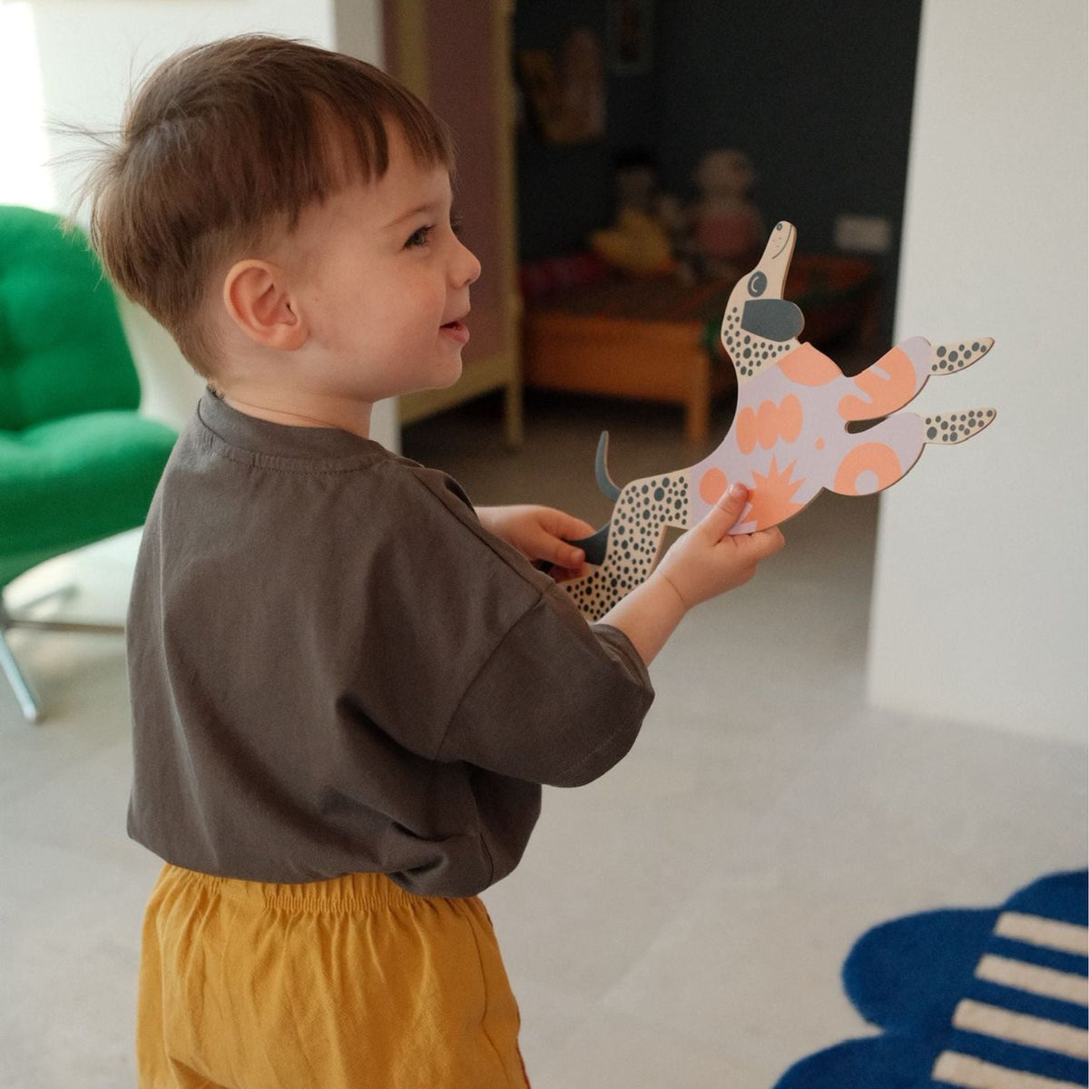 Dekoracje ścienne z kotami i psami od Milin Toys to nowa kolekcja, która łączy estetykę, dziecięcą radość i naturalny styl. To idealny sposób, aby szybko i efektownie odmienić pokój malucha.