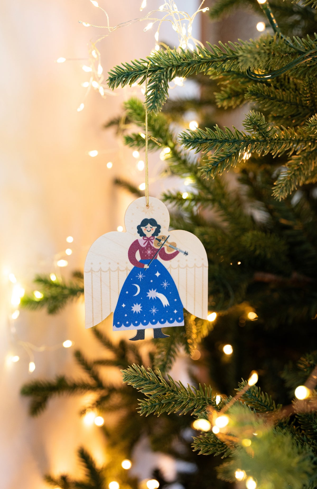 Decorative hangers
