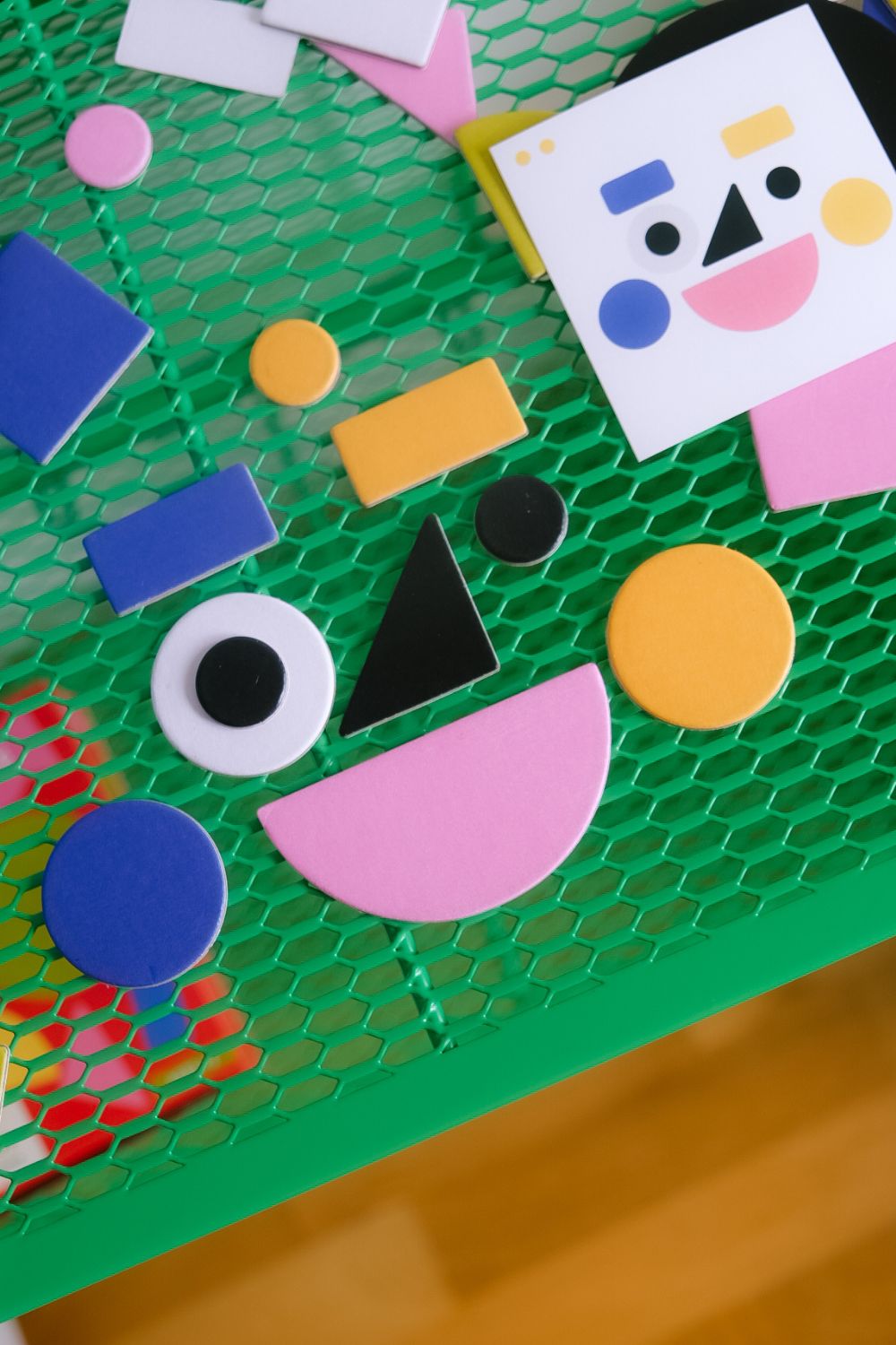 Nauka figur geometrycznych | Shapes Puzzle