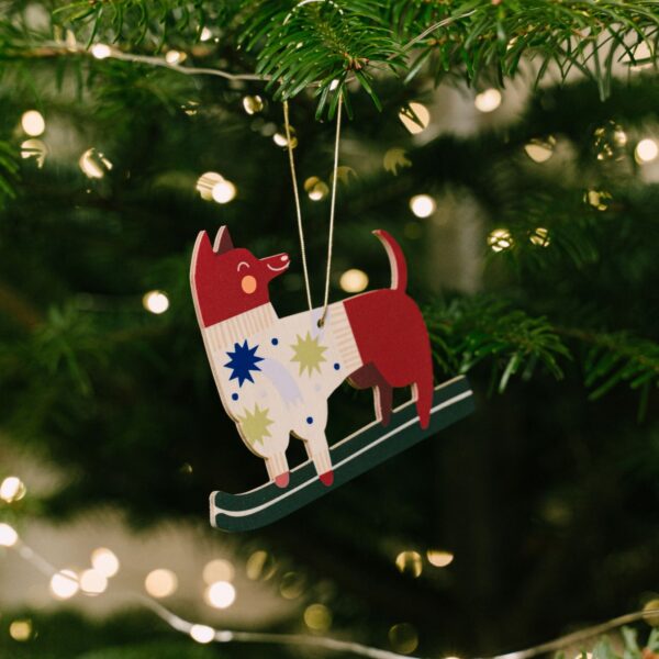 Piesek na nartach - ozdoba choinkowa